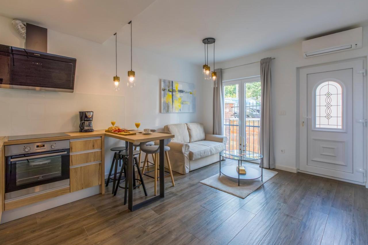 Palace Paulina Residence Нови-Винодолски Экстерьер фото